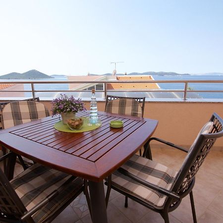 Lea Apartments Драге Екстер'єр фото